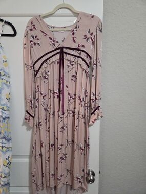 Coco + Jaimeson Pink/ Peach Midi Dress